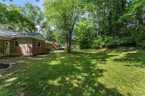 Exterior - 3407 Blithewood Dr, Richmond, VA 23225 photo 6 of 7