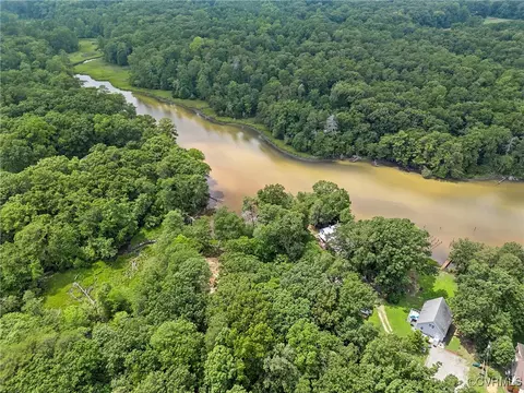 View/Area - 113 Rappa Run Rd, Topping, VA 23169 photo 3 of 3