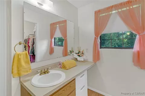 5657 Clay Bank Rd, Gloucester, VA 23061 photo 18