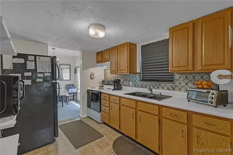 5657 Clay Bank Rd, Gloucester, VA 23061 photo 10