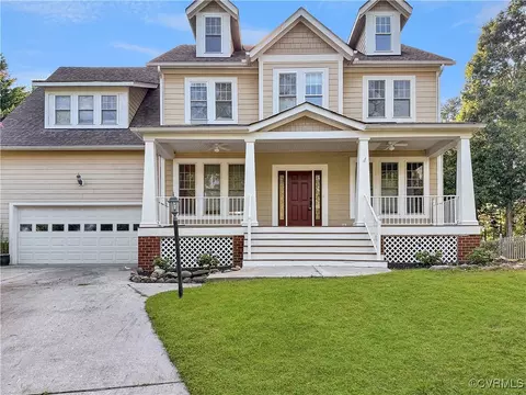 2324 Millcrest Ter, Midlothian, VA 23112