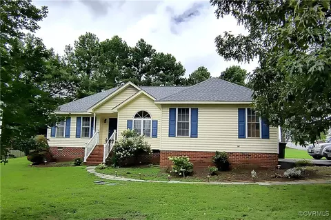 13830 Kentwood Forest Dr, Chester, VA 23831