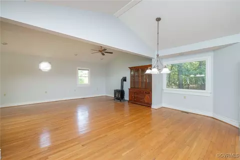 Living - 1237 Elmart Ln, North Chesterfield, VA 23235 photo 2 of 9