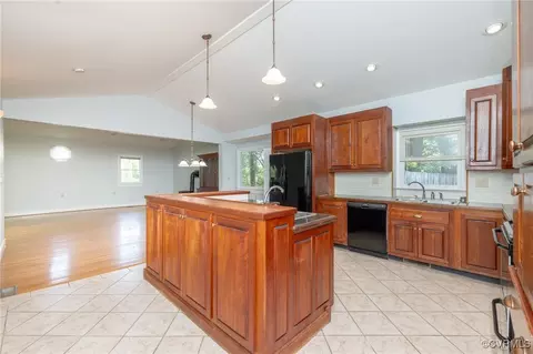 Kitchen - 1237 Elmart Ln, North Chesterfield, VA 23235 photo 1 of 6