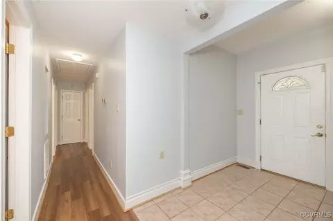 Entry Way - 1237 Elmart Ln, North Chesterfield, VA 23235 photo 3 of 3
