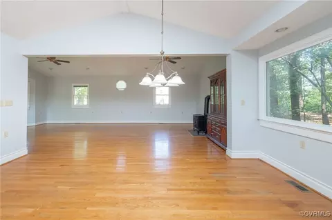 Living - 1237 Elmart Ln, North Chesterfield, VA 23235 photo 1 of 9
