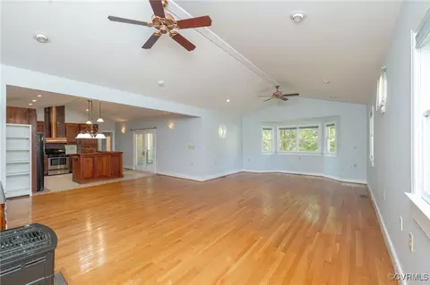 Living - 1237 Elmart Ln, North Chesterfield, VA 23235 photo 5 of 9