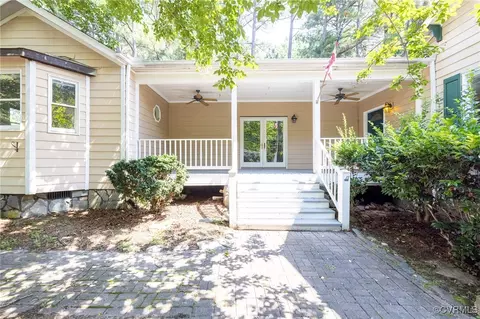 1237 Elmart Ln, North Chesterfield, VA 23235