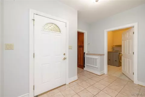 Entry Way - 1237 Elmart Ln, North Chesterfield, VA 23235 photo 1 of 3