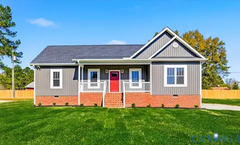 5104 Front Dr, North Dinwiddie, VA 23803