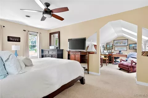 Bedroom - 5902 N Point Ct, Midlothian, VA 23112 photo 1 of 6