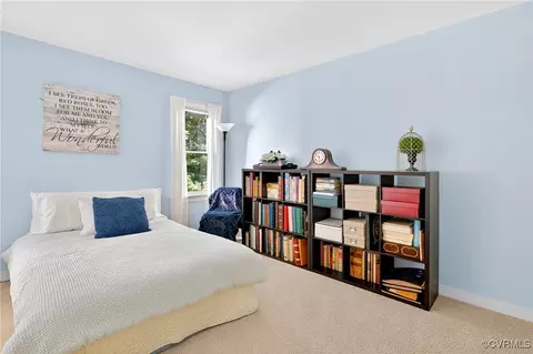 Bedroom - 5902 N Point Ct, Midlothian, VA 23112 photo 5 of 6