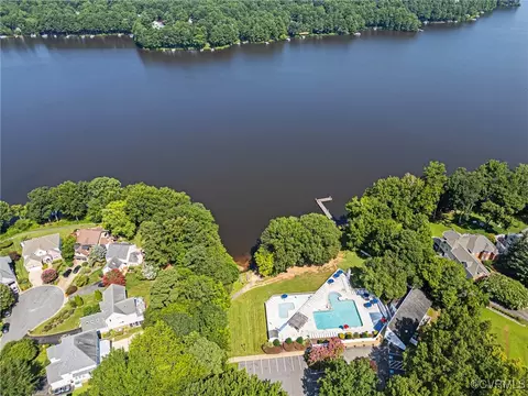 View/Area - 5902 N Point Ct, Midlothian, VA 23112 photo 4 of 4