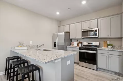 6001 Banyan Ln, North Chesterfield, VA 23234