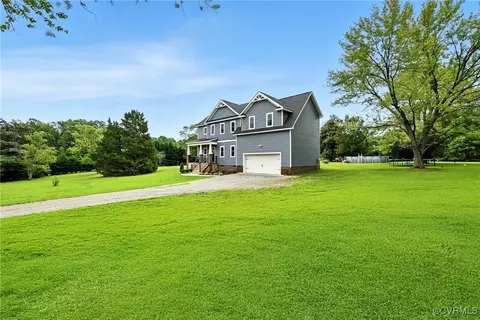 12919 Penny Ln, Midlothian, VA 23112