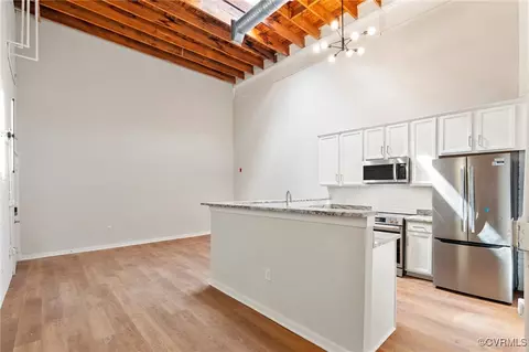 1716 Summit Ave #7, Richmond, VA 23230