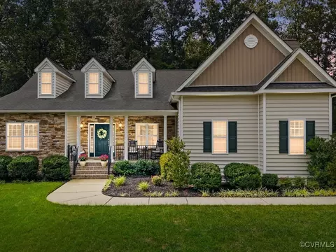 11019 Vogel Ct, North Chesterfield, VA 23236