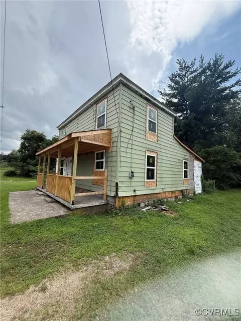 124 S Little Church St, Petersburg, VA 23803