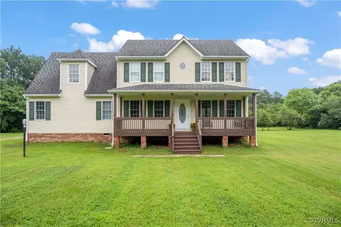 Exterior - 5025 Hart Rd, Sutherland, VA 23885 photo 2 of 9