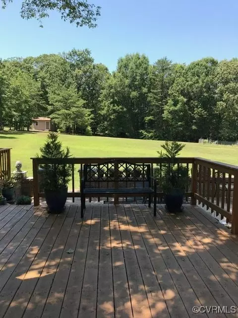 127 Wickham Rd, Bumpass, VA 23024 photo 3