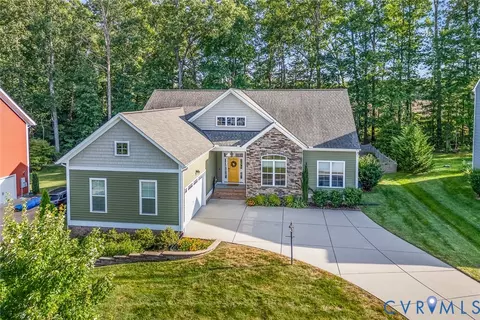 5419 Cabretta Dr, Moseley, VA 23120