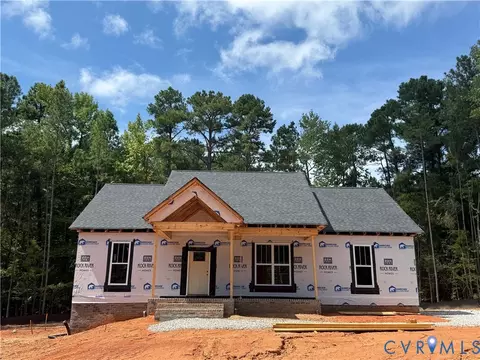 62 Hicks Dr, Bracey, VA 23919 photo 2