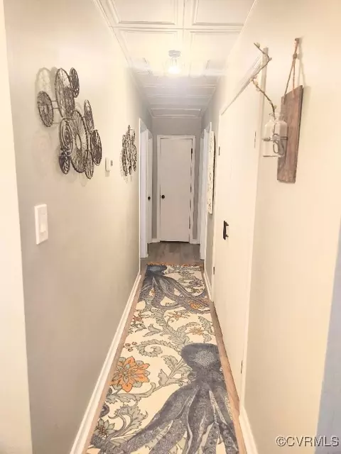 Entry Way - 7000 Deer Run Ln, Midlothian, VA 23112 photo 2 of 2