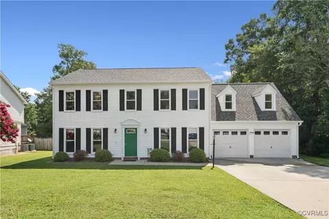 13507 Orchard Wood Ct, Chester, VA 23836