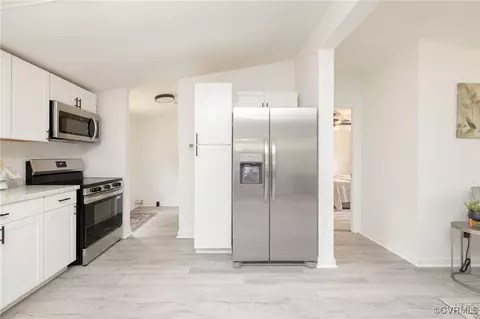 Entry Way - 150 Physic Spring Rd, Dillwyn, VA 23936 photo 1 of 1