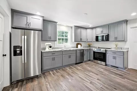 139 W Main St, Wakefield, VA 23888