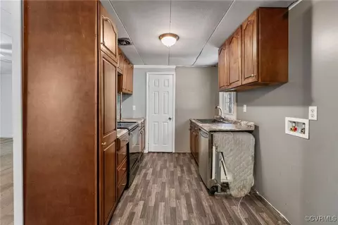 Kitchen - 44 Pine Rd, Louisa, VA 23093 photo 1 of 2