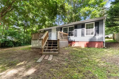 Exterior - 44 Pine Rd, Louisa, VA 23093 photo 2 of 6