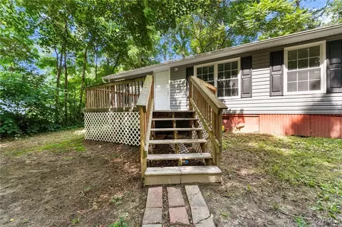 Exterior - 44 Pine Rd, Louisa, VA 23093 photo 3 of 6
