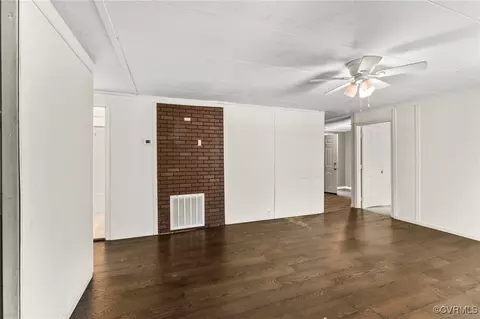 Living - 44 Pine Rd, Louisa, VA 23093 photo 4 of 5