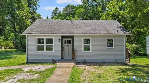 607 Longwood Ave, Farmville, VA 23901