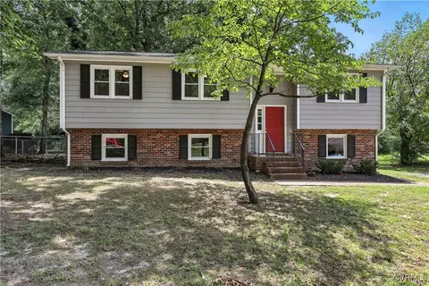 3709 Stardown Ct, Chester, VA 23831