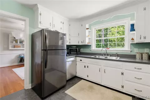 Kitchen - 3414 Cooper Rd, Richmond, VA 23225 photo 3 of 4