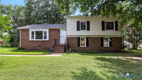 8053 Woodbridge Rd, Mechanicsville, VA 23111