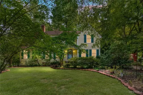 8266 Tangle Oaks Ct, Mechanicsville, VA 23111