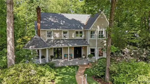 5716 Regent Cir, Richmond, VA 23225