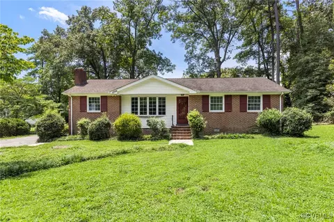 12756 Richmond St, Chester, VA 23831