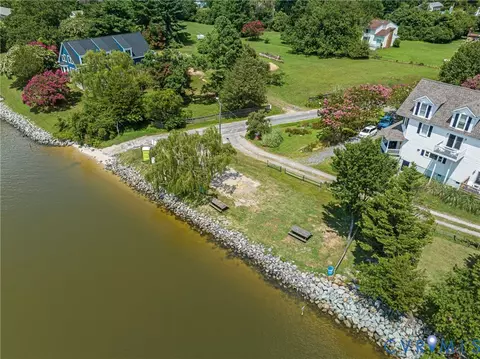 View/Area - 3199 Cappahosic Rd, Gloucester, VA 23061 photo 8 of 10