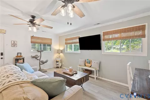 Living - 3199 Cappahosic Rd, Gloucester, VA 23061 photo 4 of 4