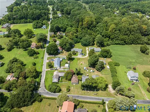 View/Area - 3199 Cappahosic Rd, Gloucester, VA 23061 photo 7 of 10