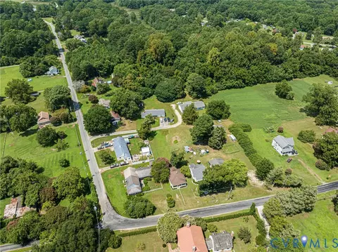 View/Area - 3199 Cappahosic Rd, Gloucester, VA 23061 photo 2 of 10