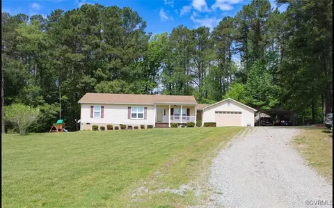 1769 Poplar Lawn, Blackstone, VA 23824
