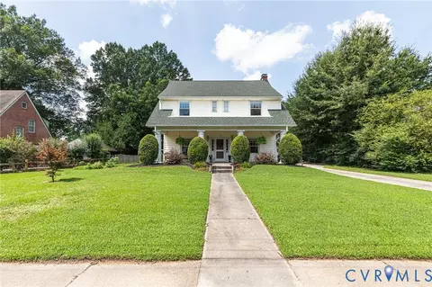 106 Crescent Ave, Hopewell, VA 23860