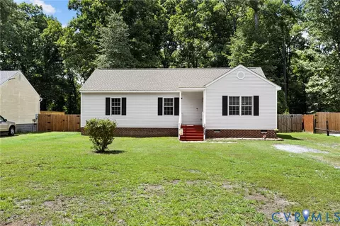 19708 Thelma Ave, South Chesterfield, VA 23803