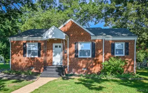 21 Medlock Rd, Sandston, VA 23150