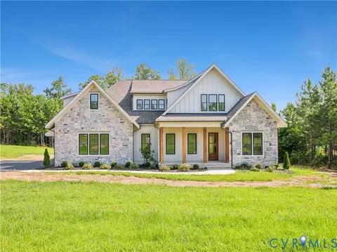 1530 Smokey Ridge Rd, Maidens, VA 23102
